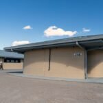 Une flotte d'imprimantes 3D robotisées a achevé la première des dix casernes de l'armée américaine à Fort…