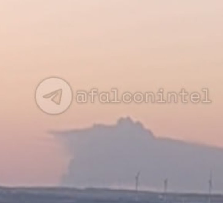 Les forces ukrainiennes ont mené dans la nuit une frappe majeure contre l’installation maritime russe…