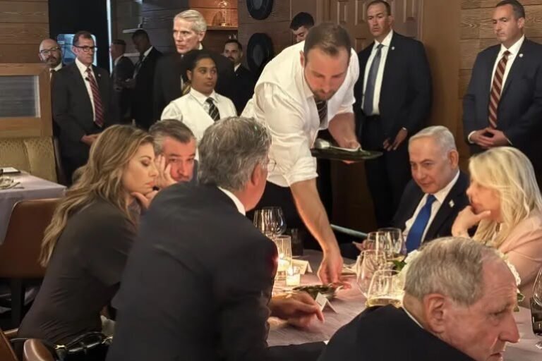 Tollé au Liban après qu'un homme d'affaires libanais ait été enregistré avec Netanyahu lors d'un dîner de…
