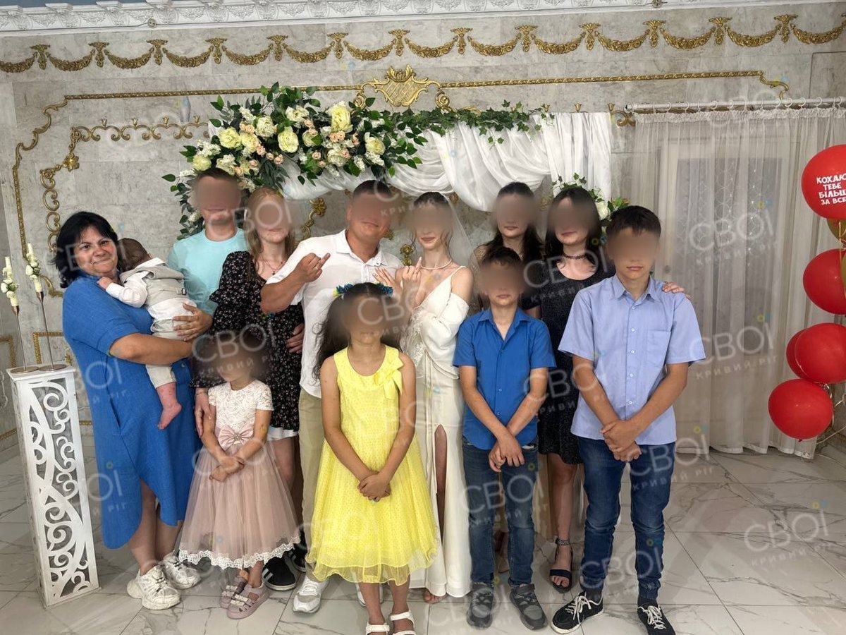 🕯️ Les Russes ont tué le couple Artem et Olena Voronov, qui élevaient 10 enfants.