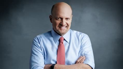 Jim Cramer dit qu'il voit un « signal certain » selon lequel les investisseurs devraient acheter des actions.