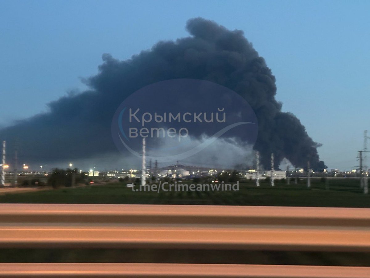 Le port russe de Taman sur la mer Noire est en feu ce matin après une attaque nocturne de drones ukrainiens.