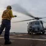 Commandement central des États-Unis (CENTCOM) : « Un hélicoptère Sea Hawk MH-60R de la marine américaine…