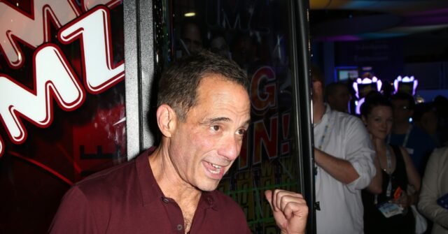REGARDER : Harvey Levin de TMZ affirme que l'audience « déchirante » d'Anthony Fauci place les États-Unis dans le « climat McCarthy »