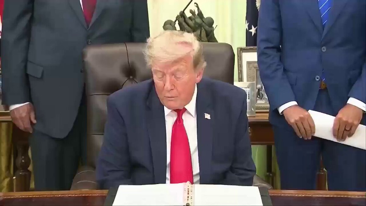 Le président Trump annonce son intention de transformer l’aéroport international de Washington-Dulles en…
