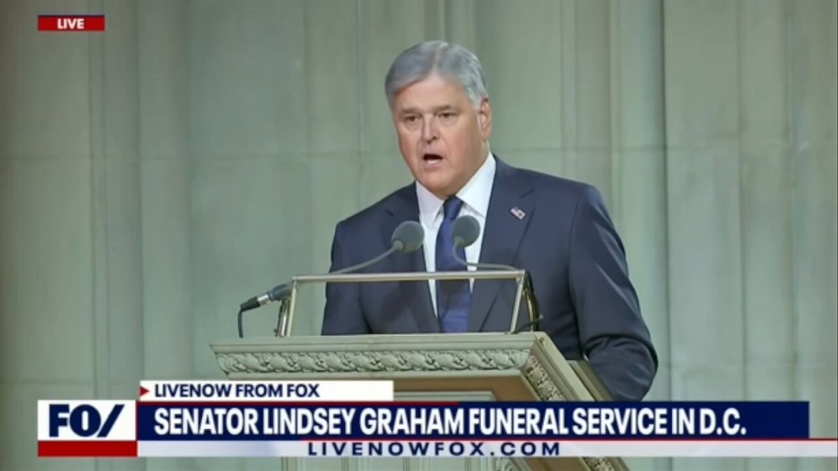 MAINTENANT - Sean Hannity revient sur l'amour de Lindsey Graham pour Netanyahu et Israël.