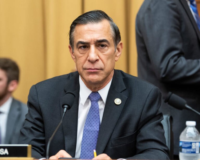 Le chef du GOP renouvelle ses efforts pour effacer les mises en accusation de Trump