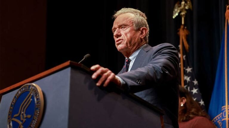 RFK Jr déclare que la source de l'épidémie de cyclospora a été identifiée et déclare l'épidémie parasitaire « sous contrôle »