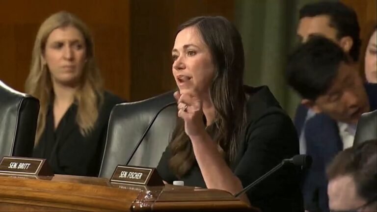 .@SenKatieBritt : Je devrais penser que nos adversaires examinent le dysfonctionnement de cet organisme et…