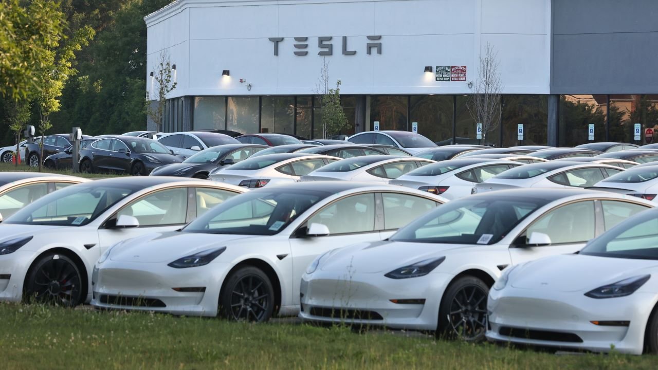 Les livraisons de Tesla dépassent les prévisions alors que le rebond de l'Europe améliore les perspectives