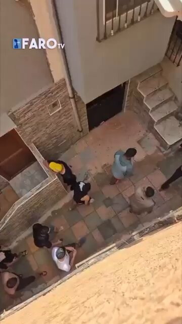 🇪🇸 Des milliers de migrants maghrébins ont envahi les rues de Ceuta.