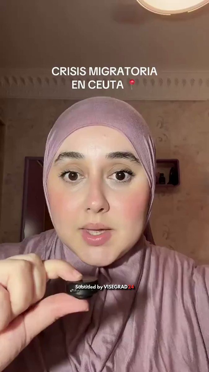 🇲🇦 Un influenceur marocain vivant à Ceuta tente de convaincre les gens que les assaillants marocains ne…