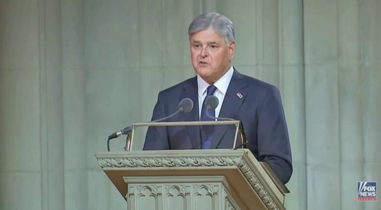 Hannity à Zelensky lors des funérailles de Graham : « Lindsey était fière de vous et du courage de vos…