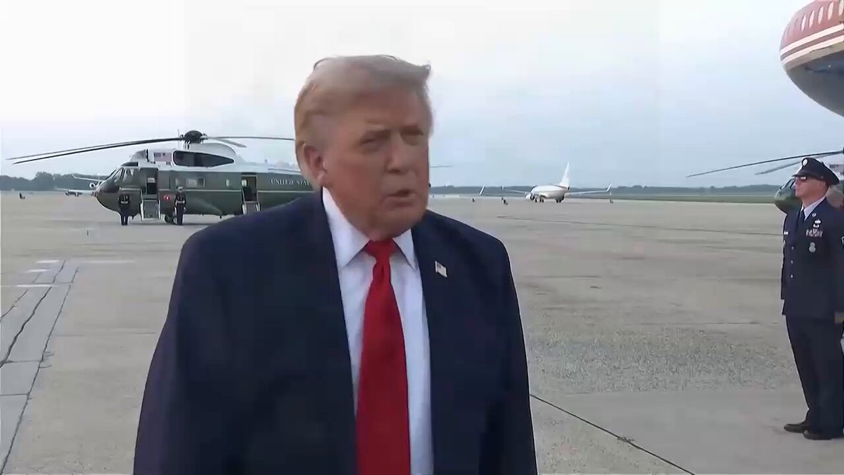 .@POTUS : "Nous avons encore frappé [l'Iran] très durement ce soir" en l'honneur des trois militaires…