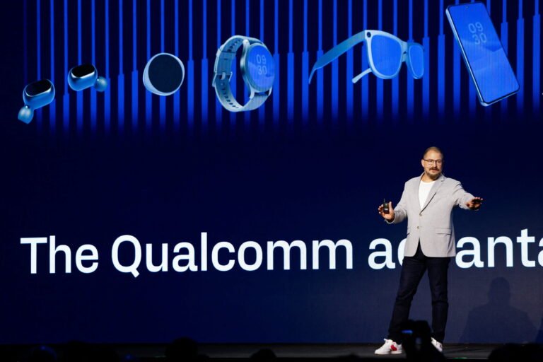 Les résultats de Qualcomm au troisième trimestre mettront en évidence l'impact de l'IA sur le marché des smartphones et les projets de centres de données