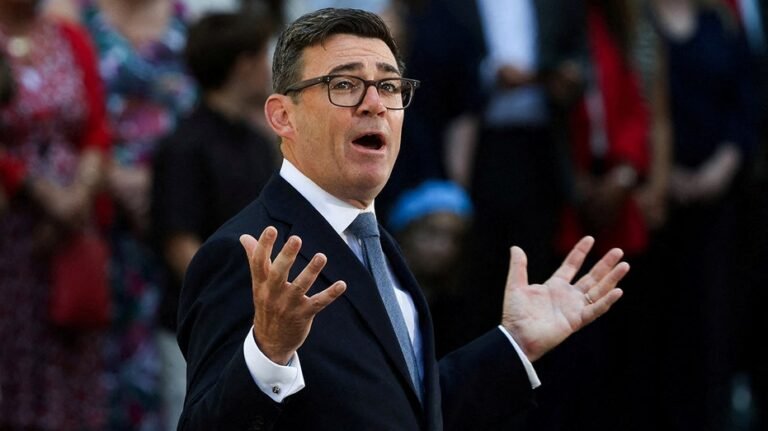 Trump affirme que le premier appel avec le nouveau Premier ministre britannique Burnham s'est "très bien passé" et promet le soutien des États-Unis