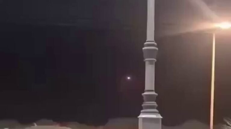 Images de l’artillerie américaine HIMARS lançant ce soir des missiles sol-sol sur des cibles iraniennes…