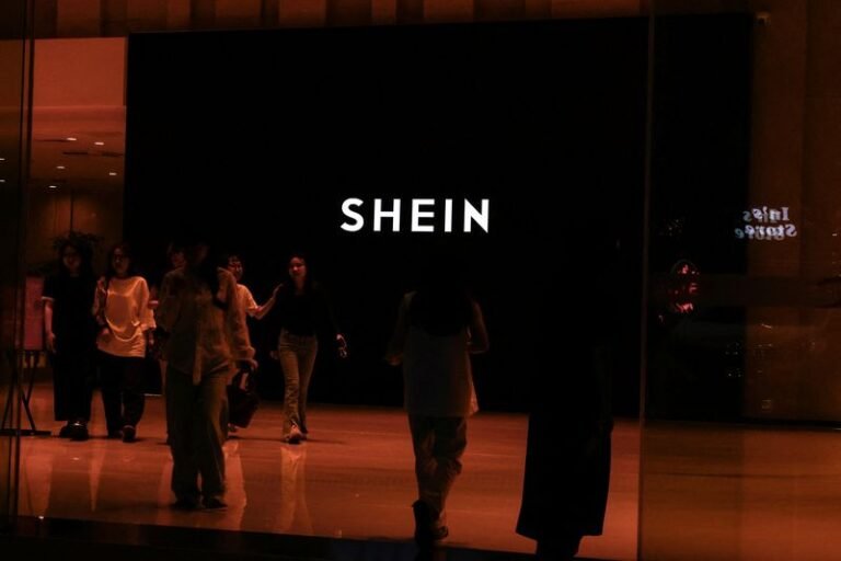 Shein aura du mal à justifier une valorisation de 50 milliards de dollars lors de son introduction en bourse à Hong Kong