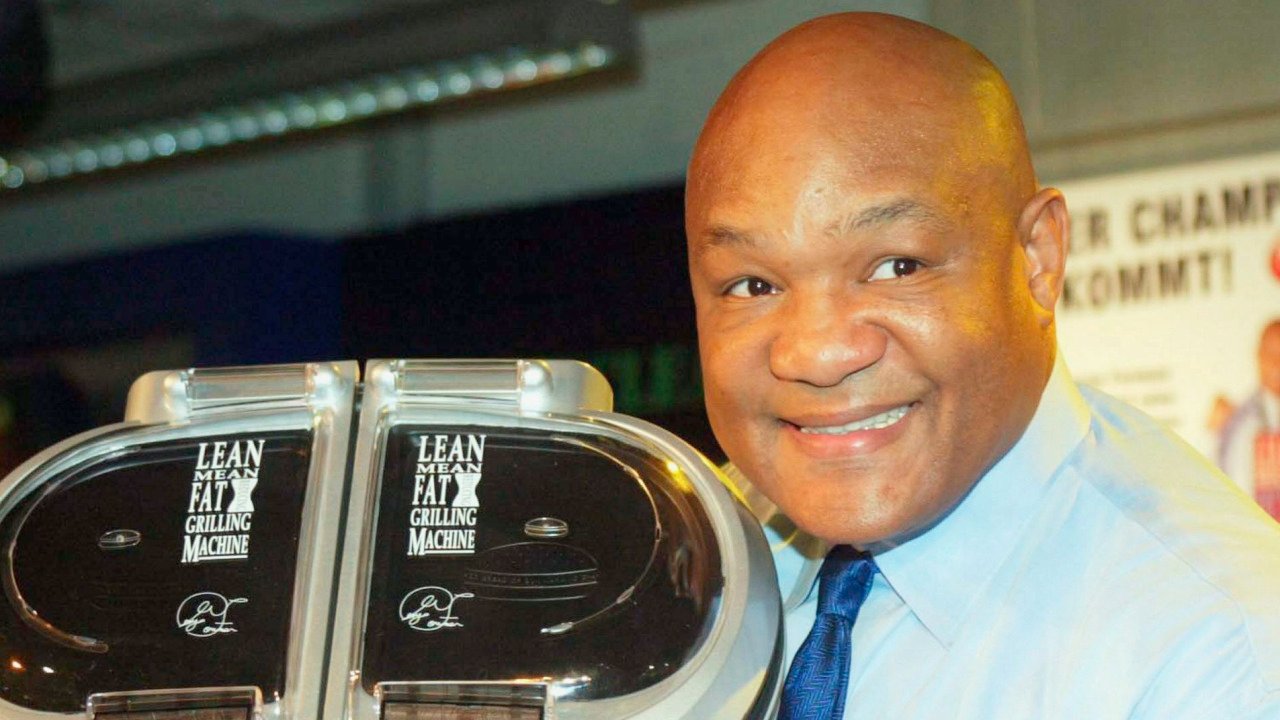 George Foreman a reçu 5 millions de dollars par mois de son grill populaire, soit un total de 240 millions de dollars. Voici sa tactique pour obtenir un maximum de richesse (vous pouvez l'imiter)