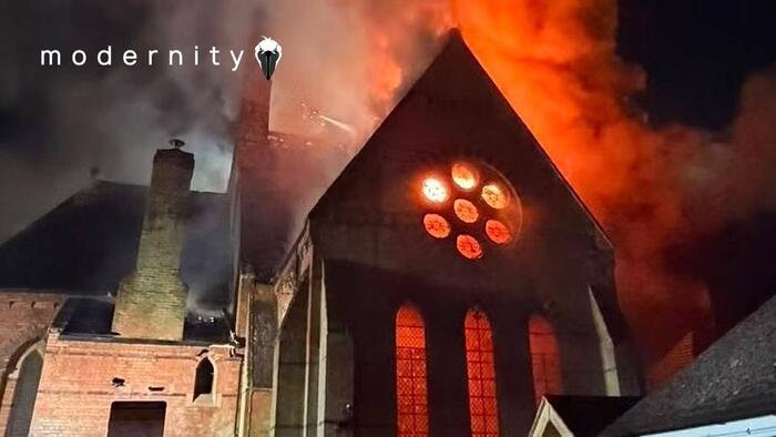 Une autre église historique britannique incendiée ; Parce que "Inconnu"