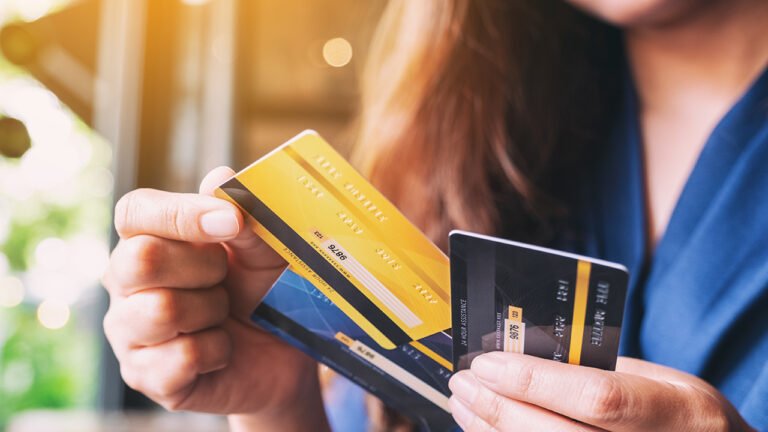 Visa supprime des milliers d'emplois dans un souci d'efficacité