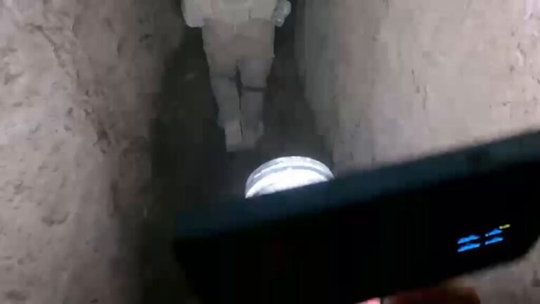 L’armée israélienne affirme avoir percuté plusieurs tunnels clés sous la crête de Beaufort, dans le sud du…