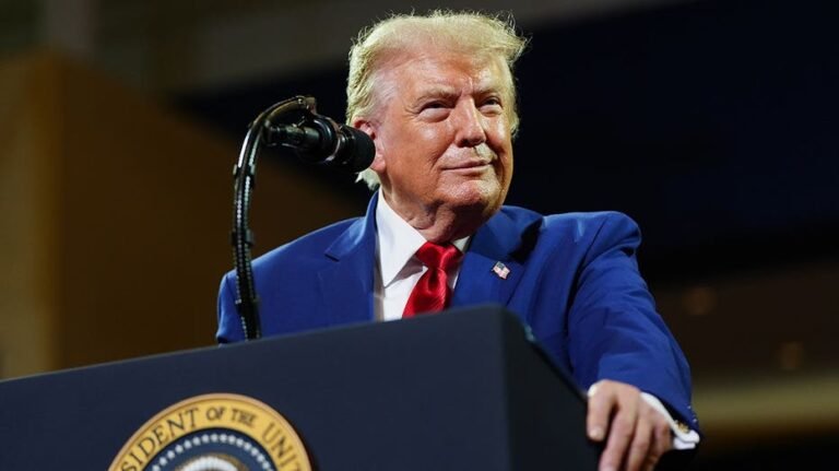 Leavitt promet que Trump prononcera un discours « divertissant » à son retour au dîner des correspondants de la Maison Blanche