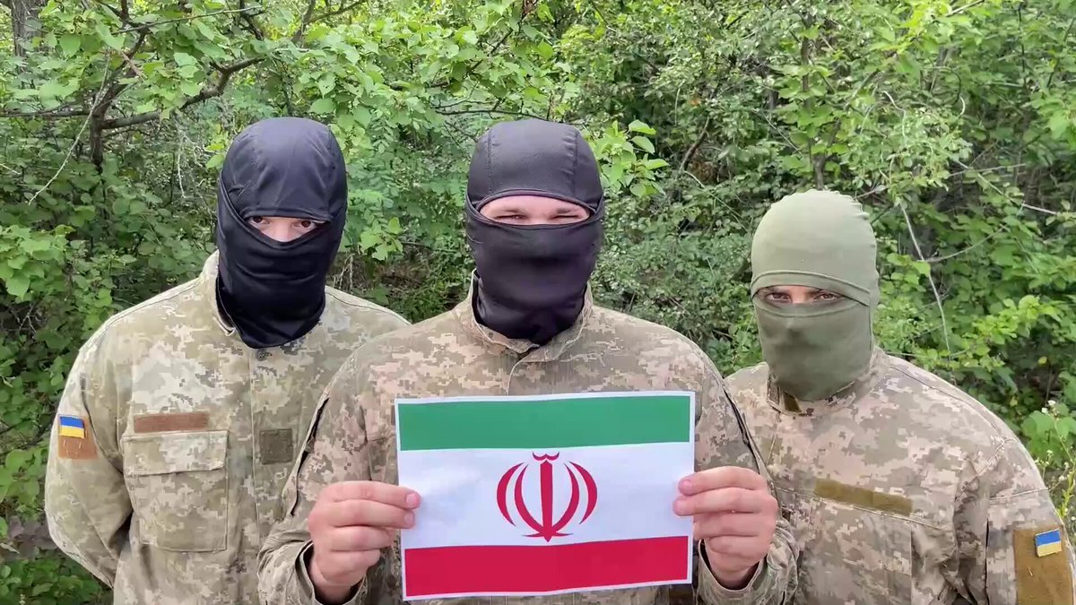 Un soldat ukrainien menace de brûler davantage de navires liés à l’Iran et promet que l’Ukraine et ses…