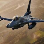 Un F-16 roumain abat un drone après une violation de l'espace aérien, une première pour un allié de l'OTAN