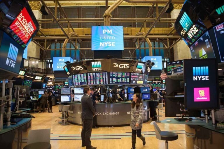 Les indices boursiers sont mitigés avant les bénéfices d’Alphabet