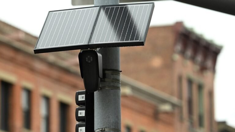La caméra de surveillance au coin de votre rue : espionnage licite ou constitutionnellement problématique ?