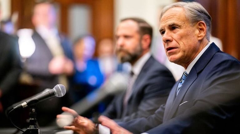 Le gouverneur du Texas, Abbott, signe un décret réprimant le « tourisme de naissance » et déclare que la citoyenneté américaine n'est pas à vendre