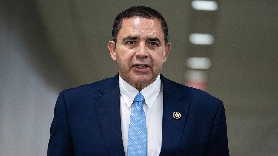 Les House Dems donnent au GOP une victoire sur les sports trans alors que l’unité du parti se fissure