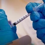 La Cour fédérale décide qu’une femme a été licenciée pour avoir refusé le vaccin contre la COVID-19