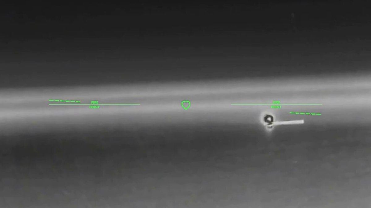 L'Ukraine a frappé hier soir 13 autres navires russes en mer Noire et en mer d'Azov : - 10 cargos - 2…