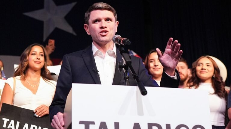 L’étonnante norme idéale des Démocrates en matière de conditions de détention des immigrants refait surface au milieu de la candidature au Sénat du Texas