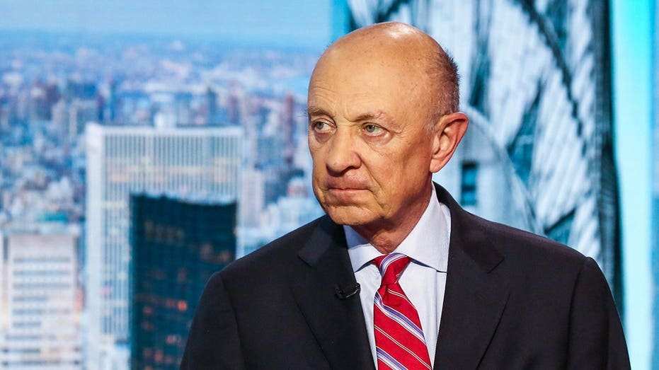 L'ancien chef de la communauté du renseignement, James Woolsey, est décédé à 84 ans