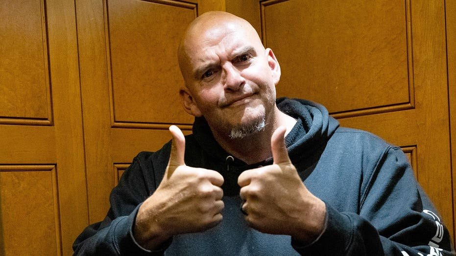 Fetterman troll les Socialistes Démocrates d'Amérique alors qu'Israël tue les terroristes du Hamas : « Crier plus fort »