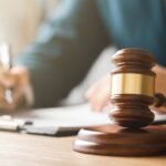 L'ICE demande une amende de près de 500 000 $ contre un avocat spécialisé en droit de l'immigration accusé d'avoir déposé de fausses demandes d'asile