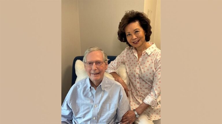 McConnell est sorti de l'hôpital, mais n'est toujours pas « médicalement autorisé » à retourner au Sénat
