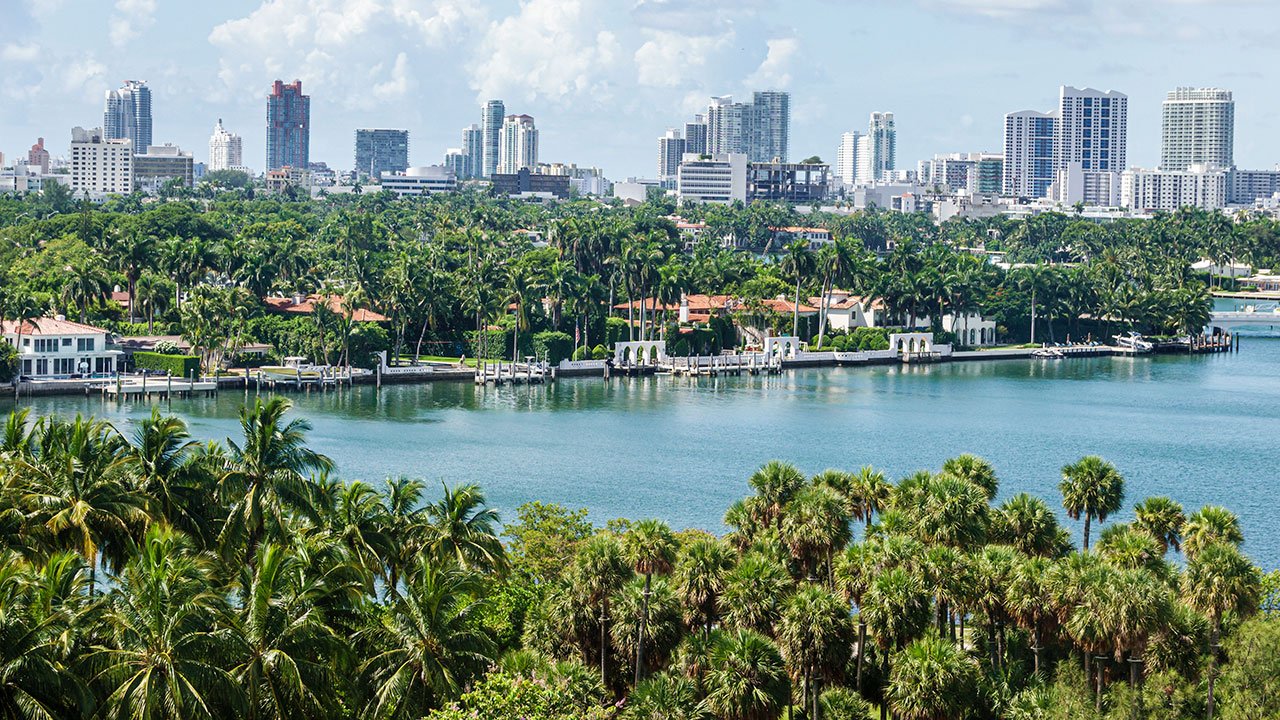 Google agrandit son bureau de Miami alors que ses cofondateurs fuient la Californie pour le sud de la Floride