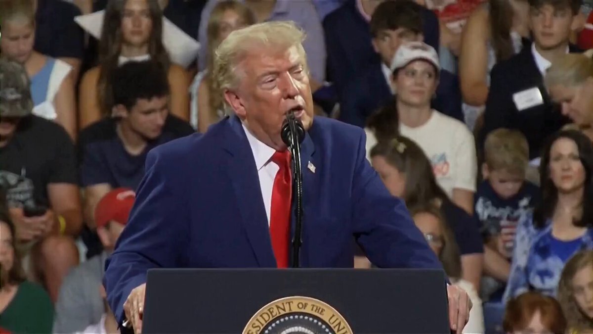 .@POTUS invite Mike Plant, PDG de Braves Development Company, et la légende des Braves d'Atlanta, Brian…