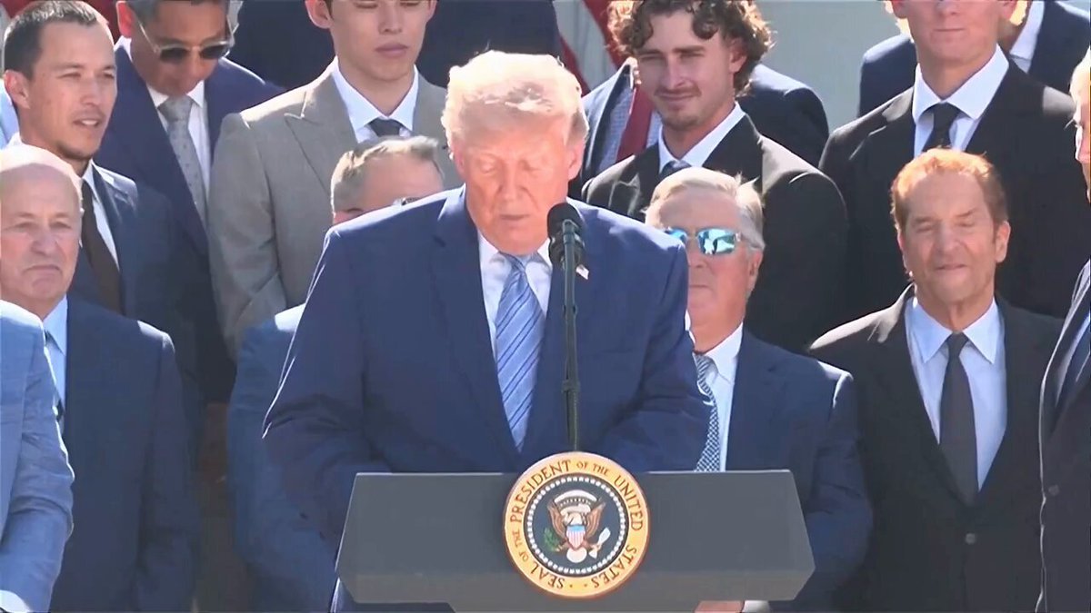 .@POTUS à Yamamoto et Ohtani : "Qui est le meilleur lanceur ?