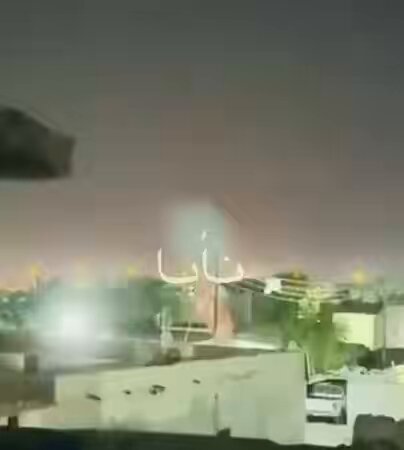 EN GRÈVE EN IRAK Un dépôt de munitions appartenant à des milices soutenues par l'Iran à Ad Dayr, dans le…