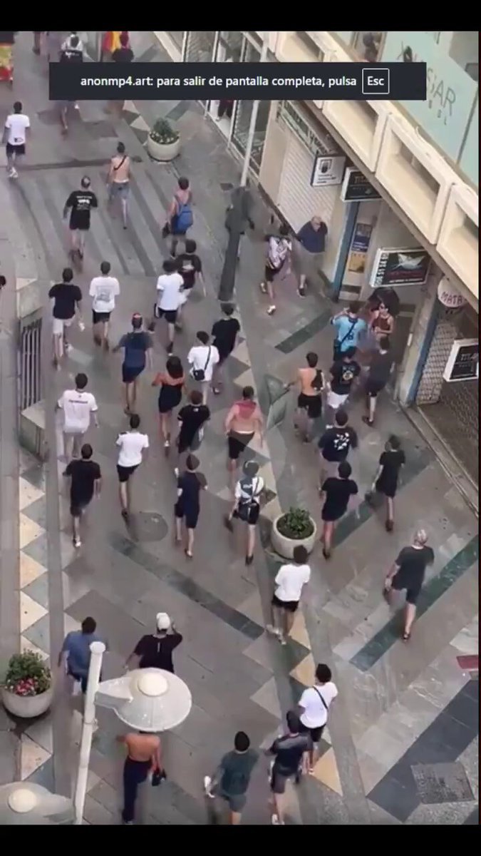 Les premiers affrontements ont éclaté dans les rues de Ceuta entre citoyens espagnols et envahisseurs…
