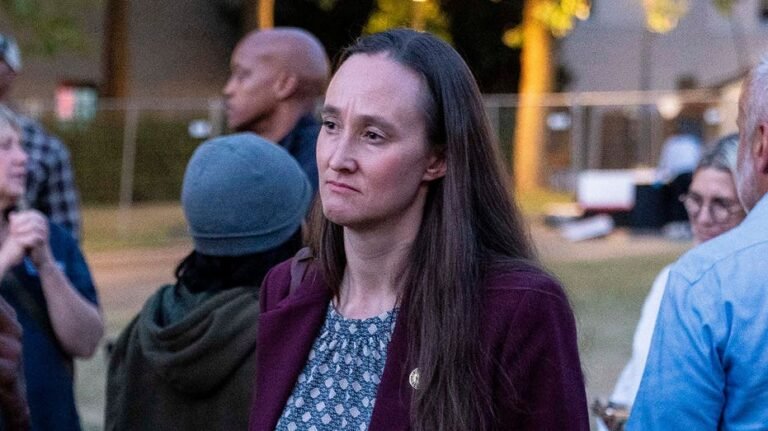 La maire de Seattle, Katie Wilson, nomme Andre Sayles chef de la police par intérim après la démission de Barnes