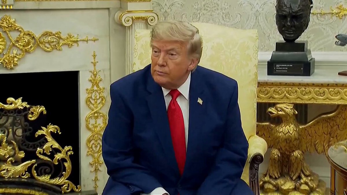 "Les tarifs douaniers du Canada, sont-ils une réponse aux incendies de forêt ?" @POTUS : "Non.