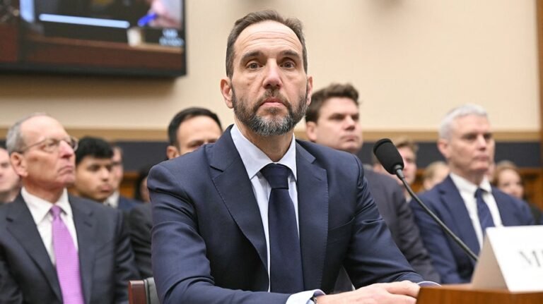 Jack Smith fait l'objet d'un renvoi pénal alors que le GOP fait avancer la lutte contre les témoignages vers des poursuites