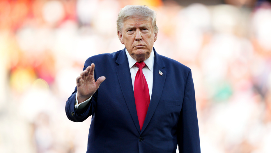 Trump exerce son pouvoir lors des primaires de l'Arizona alors que les démocrates évitent la colère de l'extrême gauche et d'autres gros titres