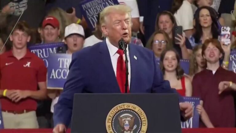 PRÉSIDENT TRUMP : "Je suis ravi d'être de retour dans le grand État de Géorgie avec des milliers de…